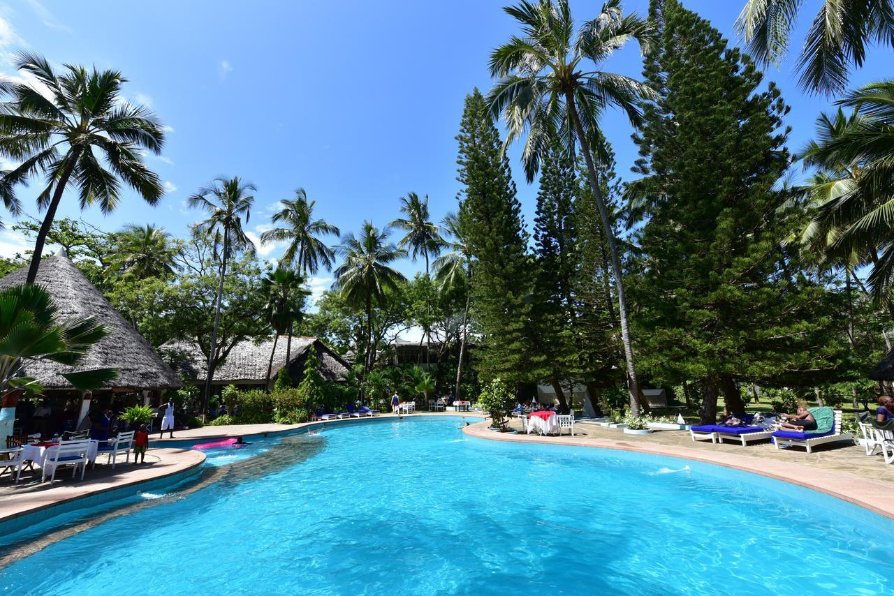 Kilifi Bay Beach Resort Exterior photo