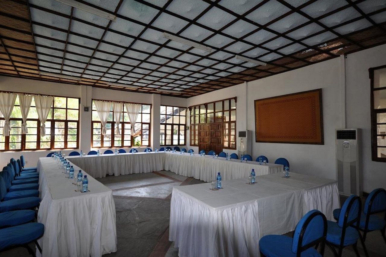 Kilifi Bay Beach Resort Exterior photo